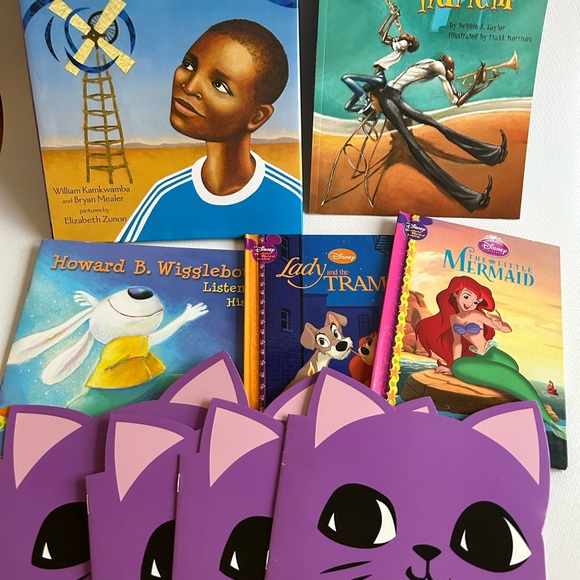 books - Picture 1 of 6